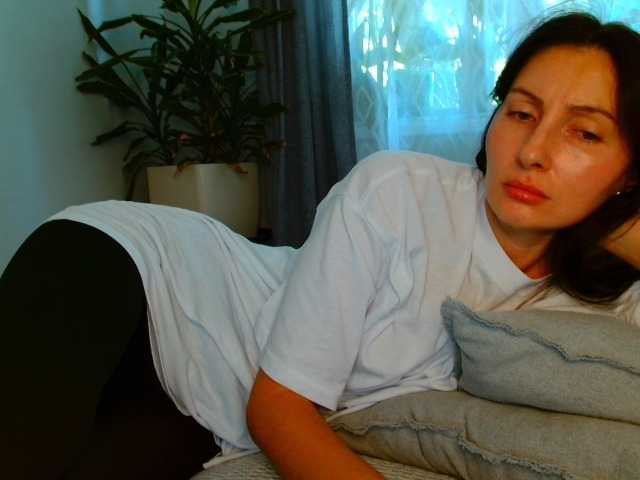 Irina9793 live cam on BongaCams