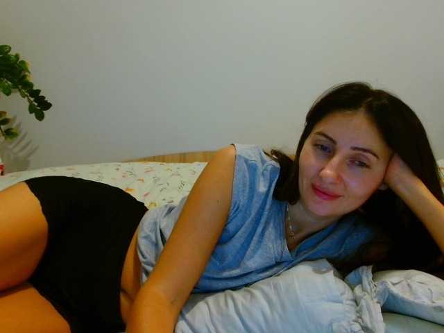 Irina9793 live cam on BongaCams