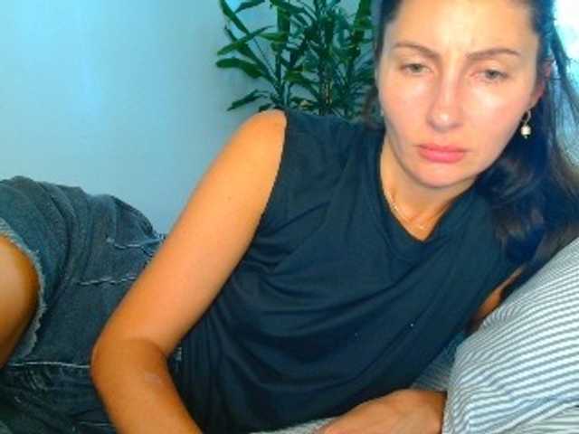 Irina9793 live cam on BongaCams