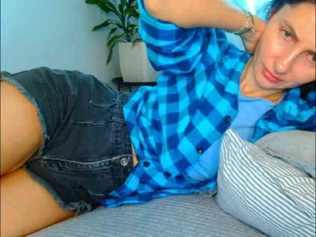 Irina9793 webcam