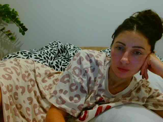 Irina9793 Live Webcam on BongaCams