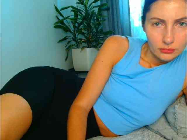 Irina9793 webcam