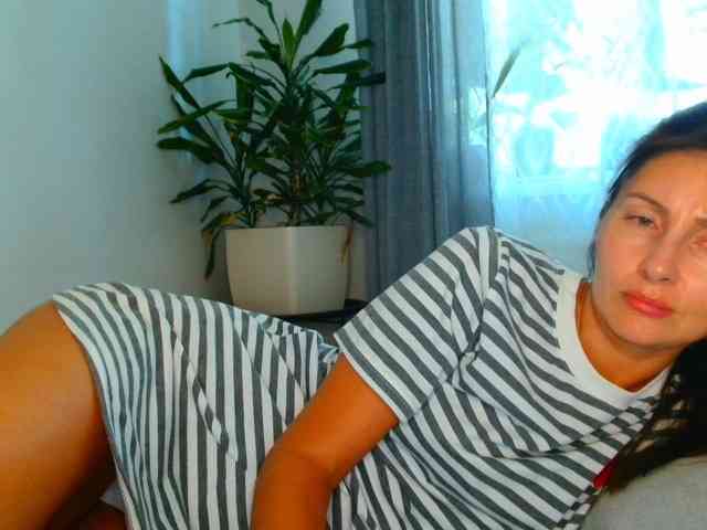Irina9793 webcam