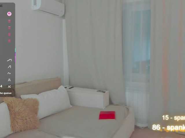 LuckyLady01 live cam on BongaCams