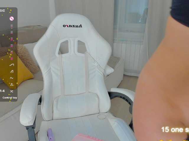 LuckyLady01 live webcam show