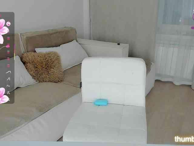 LuckyLady01 webcam