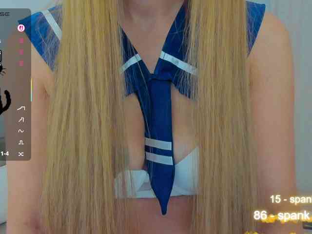 LuckyLady01 webcam