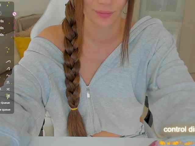 LuckyLady01 webcam