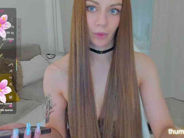 LuckyLady01 webcam
