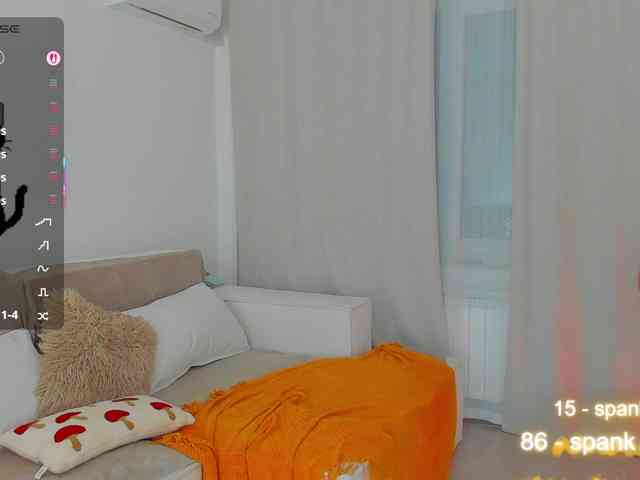 LuckyLady01 webcam