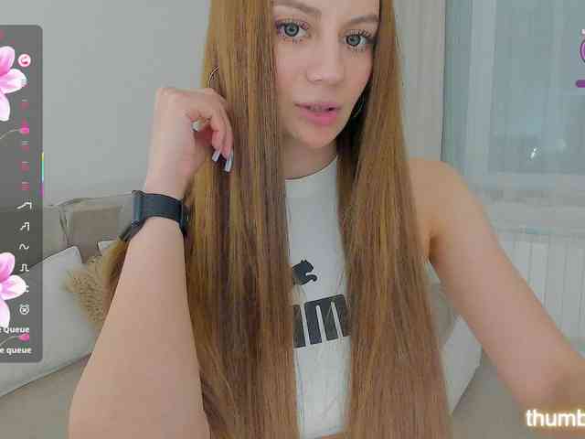 LuckyLady01 webcam