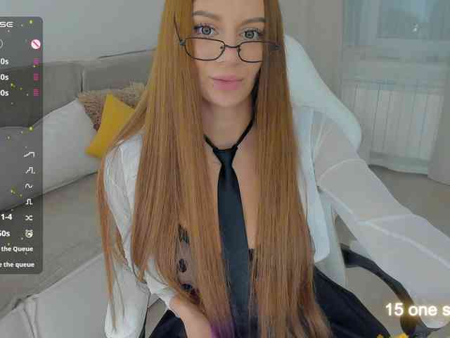 LuckyLady01 webcam