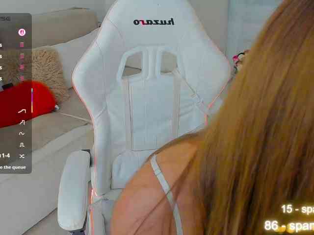 LuckyLady01 webcam