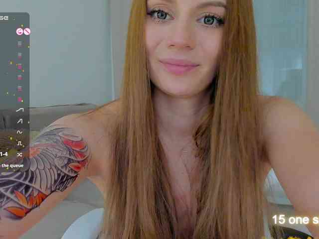 LuckyLady01 webcam