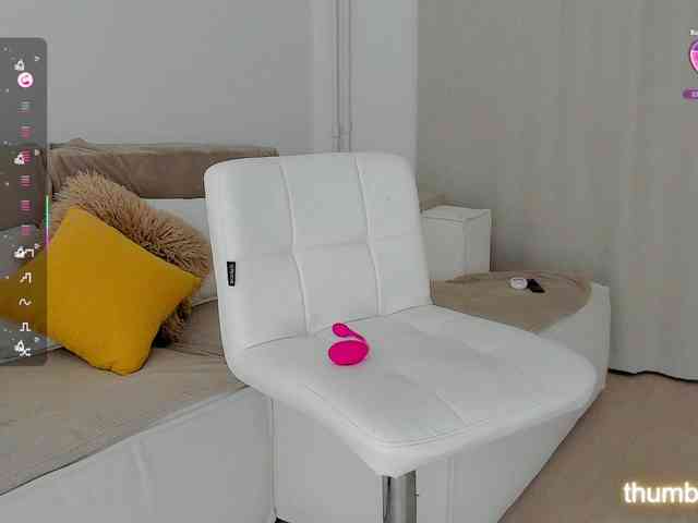 LuckyLady01 webcam