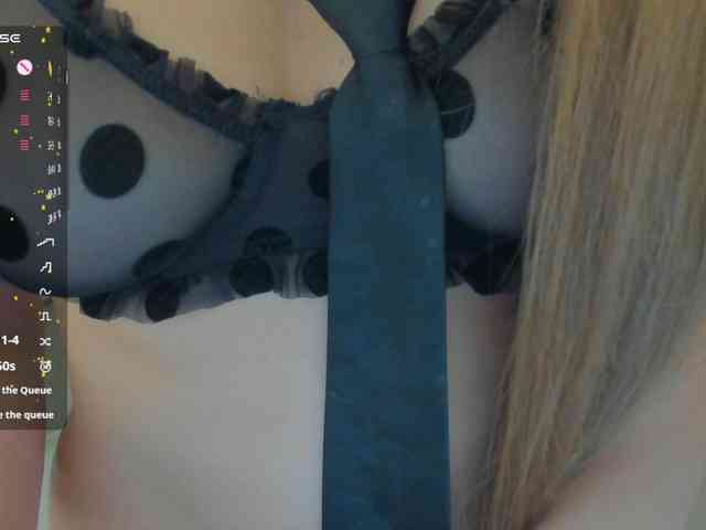 LuckyLady01 webcam