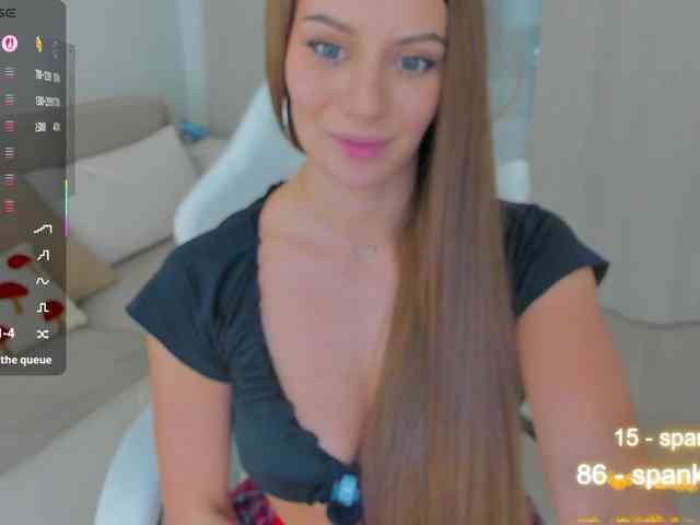 LuckyLady01 webcam