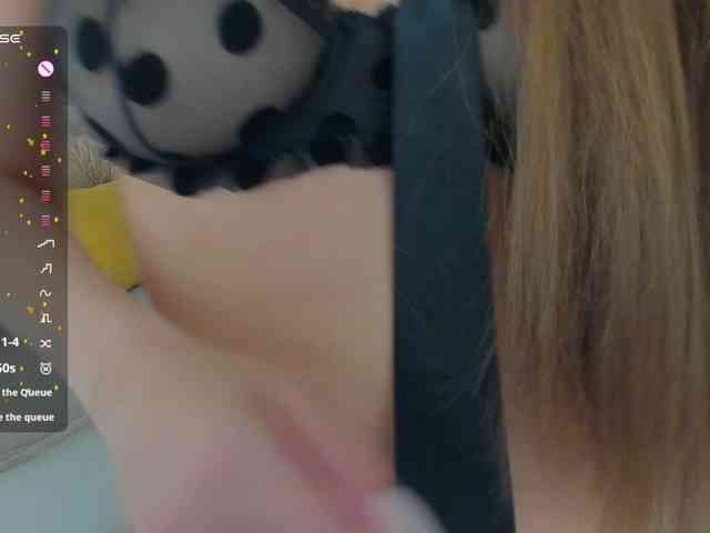 LuckyLady01 webcam
