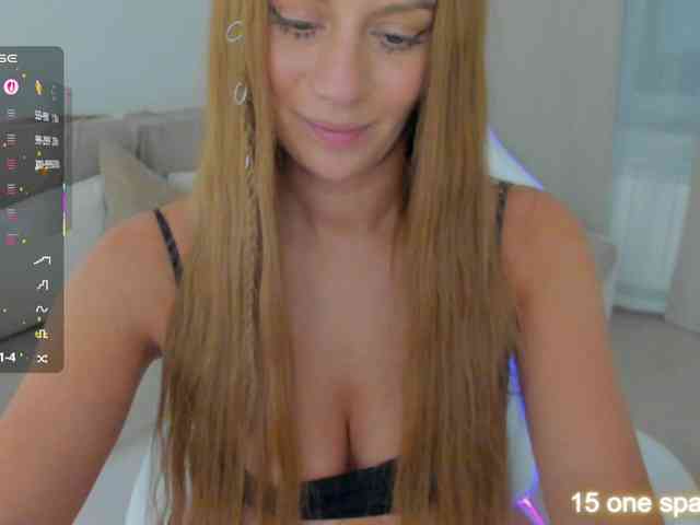 LuckyLady01 webcam