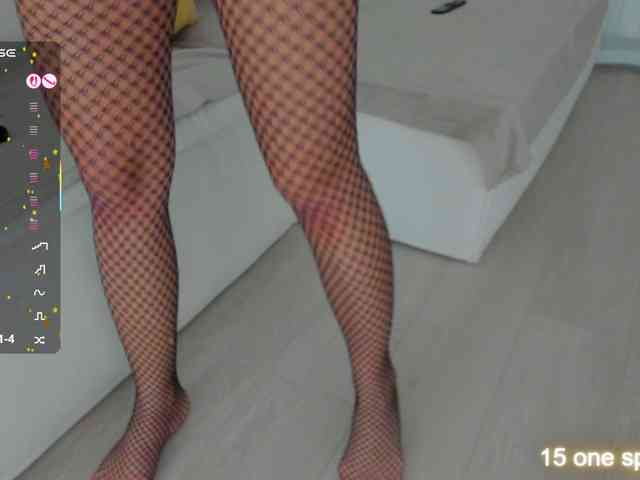 LuckyLady01 webcam