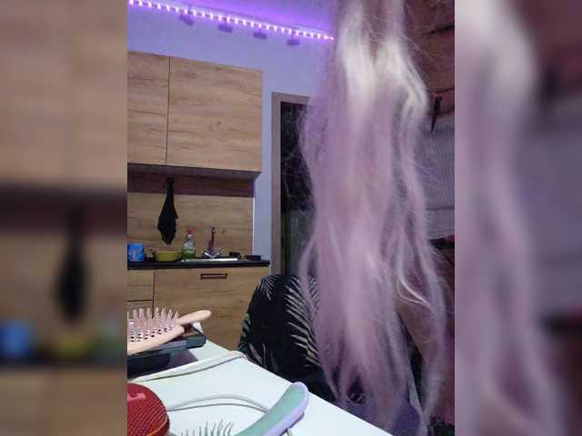 Tinablackkk live cam on BongaCams