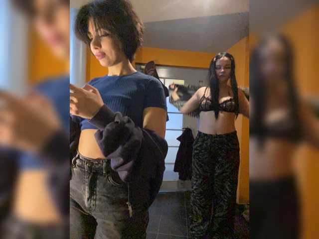 Tinablackkk live cam