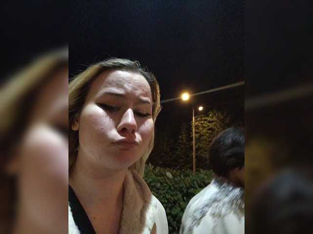 Tinablackkk — live couple cam