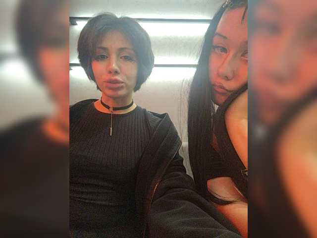 Tinablackkk live cam on BongaCams