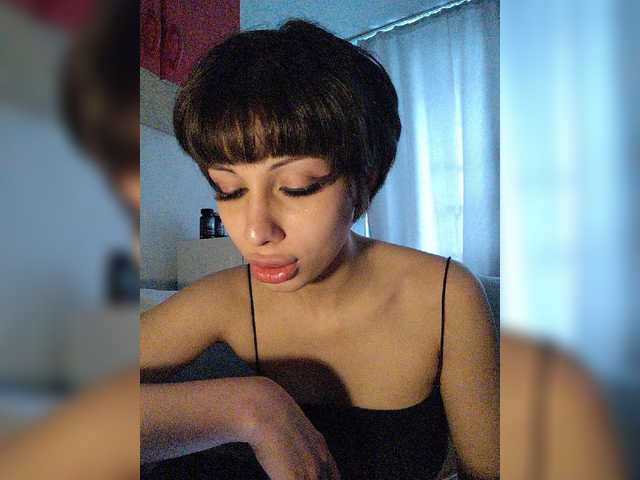 Tinablackkk's BongaCams show and profile