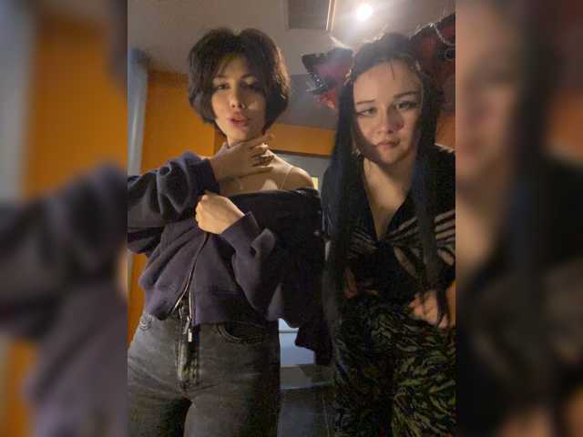Tinablackkk live cam on BongaCams
