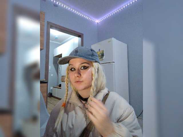 Tinablackkk live cam on BongaCams