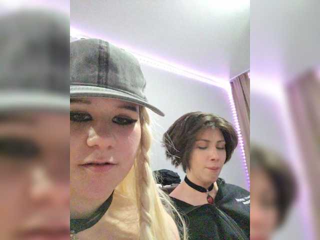 Tinablackkk live cam on BongaCams