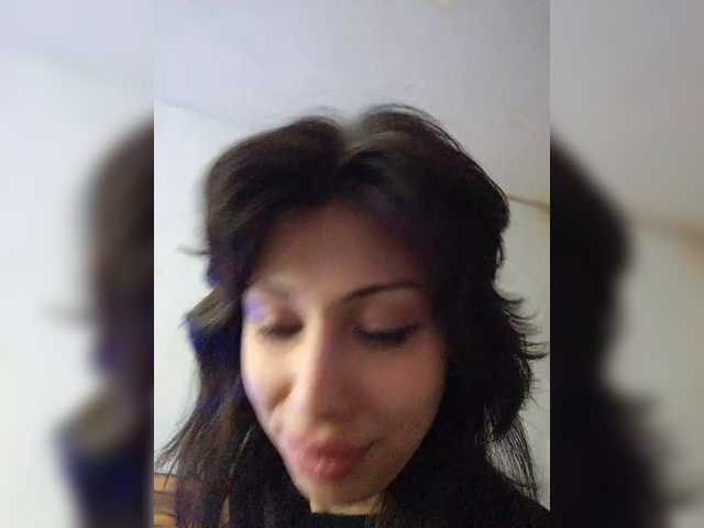 Tinablackkk's BongaCams show and profile