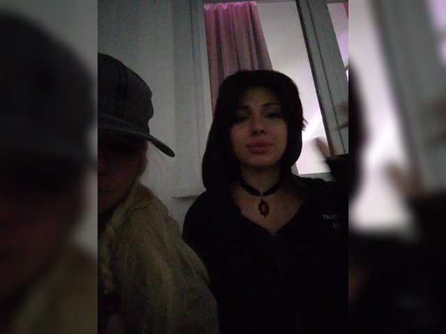 Live трансляция Tinablackkk - slutnetki.online