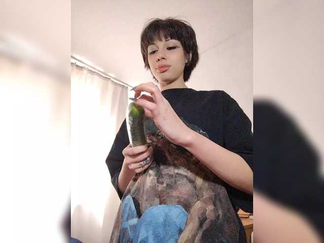 Tinablackkk's BongaCams show and profile