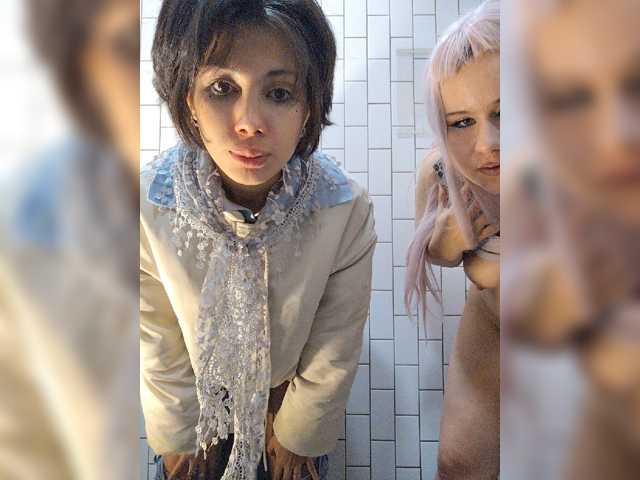 Tinablackkk live cam on BongaCams