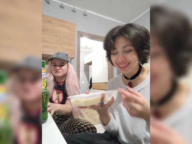 Tinablackkk live cam on BongaCams
