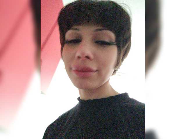 Tinablackkk's BongaCams show and profile