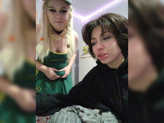 Tinablackkk live cam on BongaCams