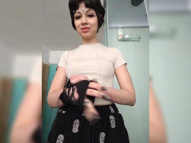 Tinablackkk's BongaCams show and profile