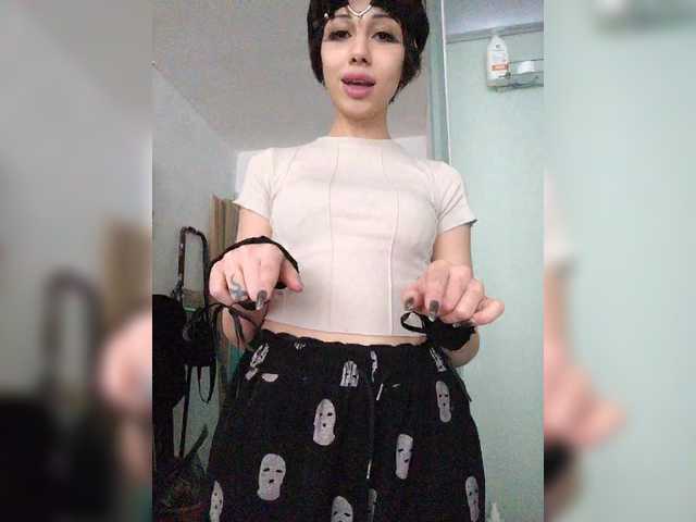 Tinablackkk's BongaCams show and profile