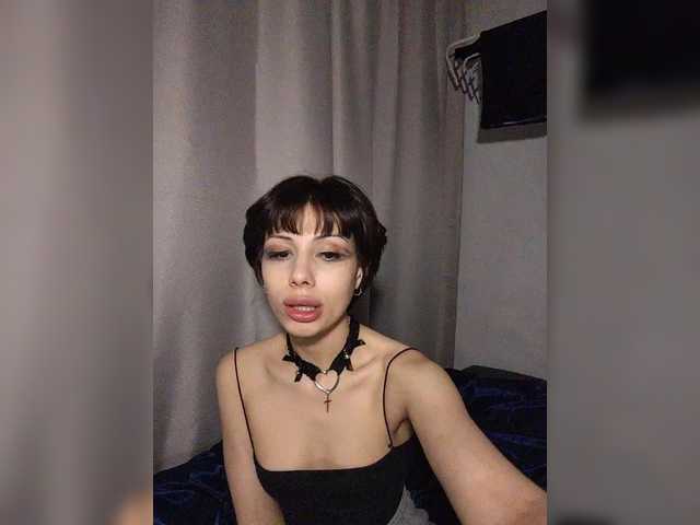 Tinablackkk's BongaCams show and profile