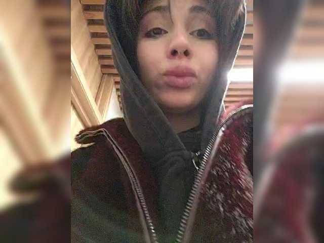 Tinablackkk live cam on BongaCams