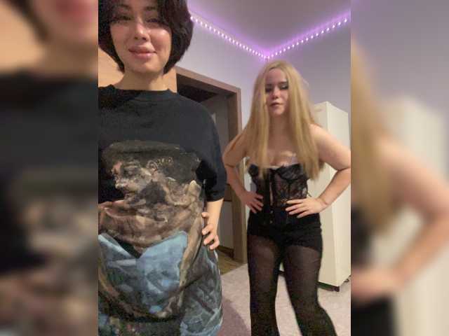 Tinablackkk live cam on BongaCams