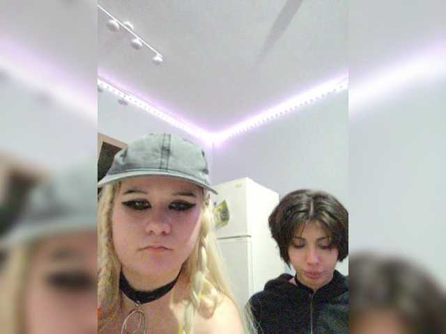 Tinablackkk live cam on BongaCams