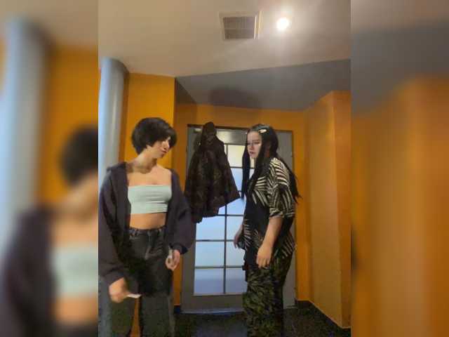 Tinablackkk live cam
