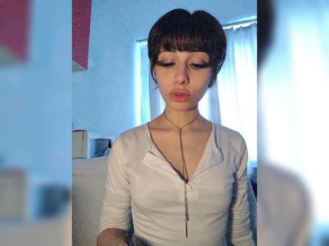 Tinablackkk's BongaCams show and profile