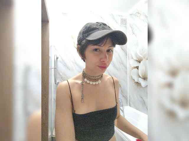 Tinablackkk webcam
