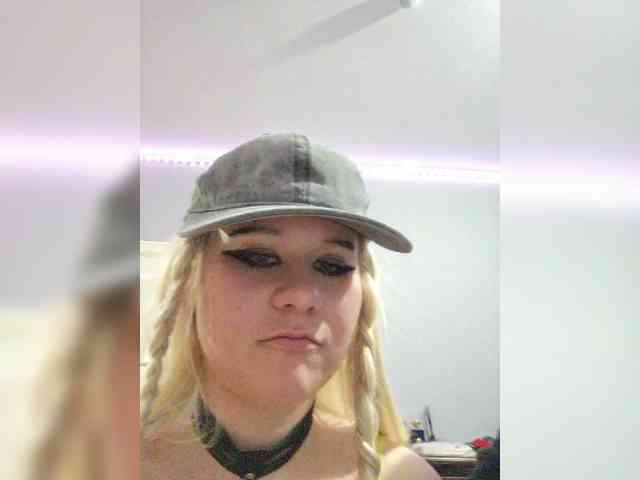 Tinablackkk webcam