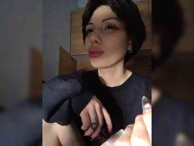 Tinablackkk webcam